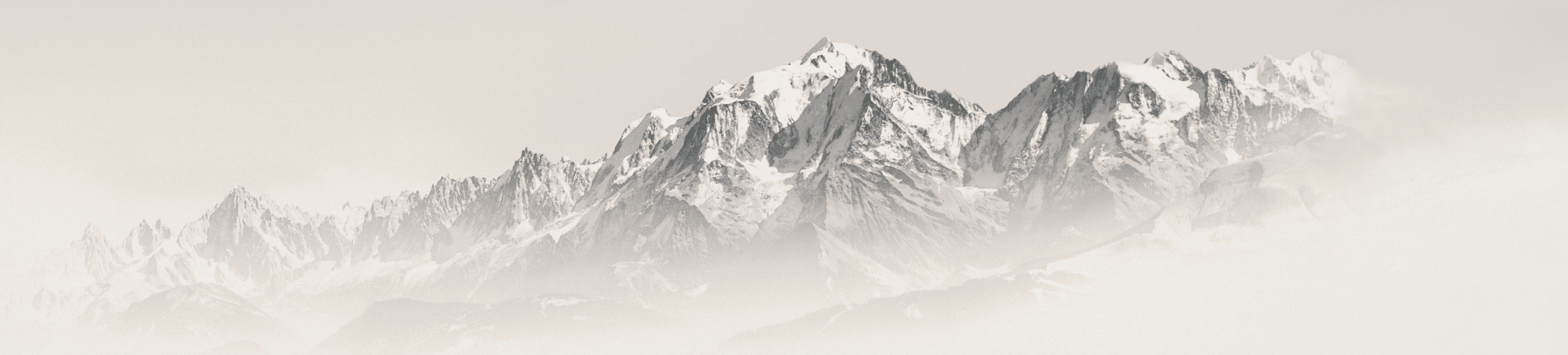 Papier peint Mont Blanc Dans La Brume - H80 x L382cm - Matière Softouch - Muralconcept