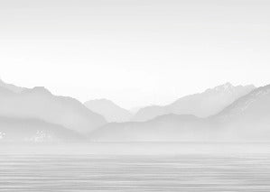 Papier peint Annecy et son lac paisible noir et blanc